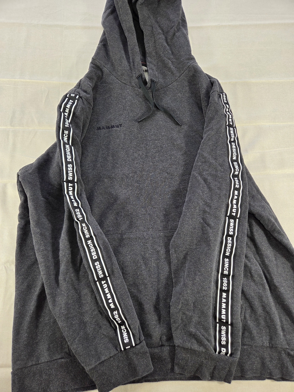 Mammut Swiss Design Tape Sleeve Hoodie Gray Men’s XL